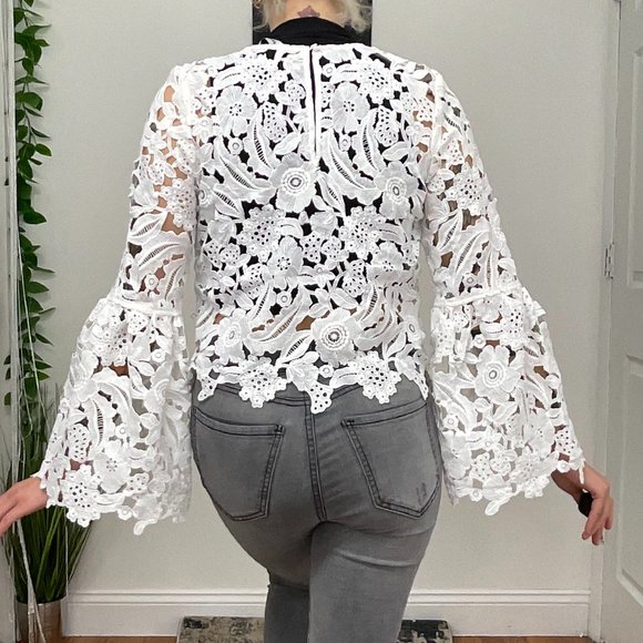 DECJUBA Bell Sleeve Eyelet Floral Lace Top Blouse Size 10 White - Picture 7 of 11